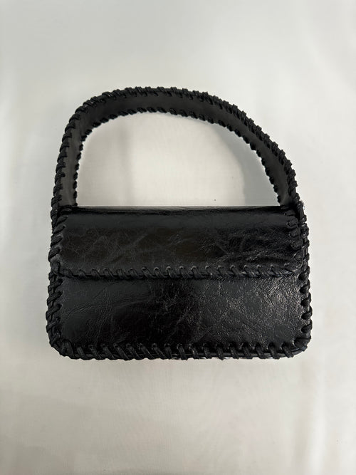 Borsa con borchie tonde ecopelle
