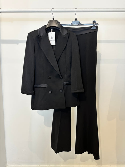 Completo giacca e pantalone inserti raso