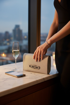 Pochette brilli nodo davanti
