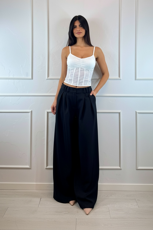 Top crop pizzo con spalline sottili