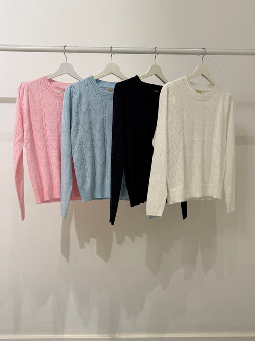 Maglione girocollo con lavorazione a cuori